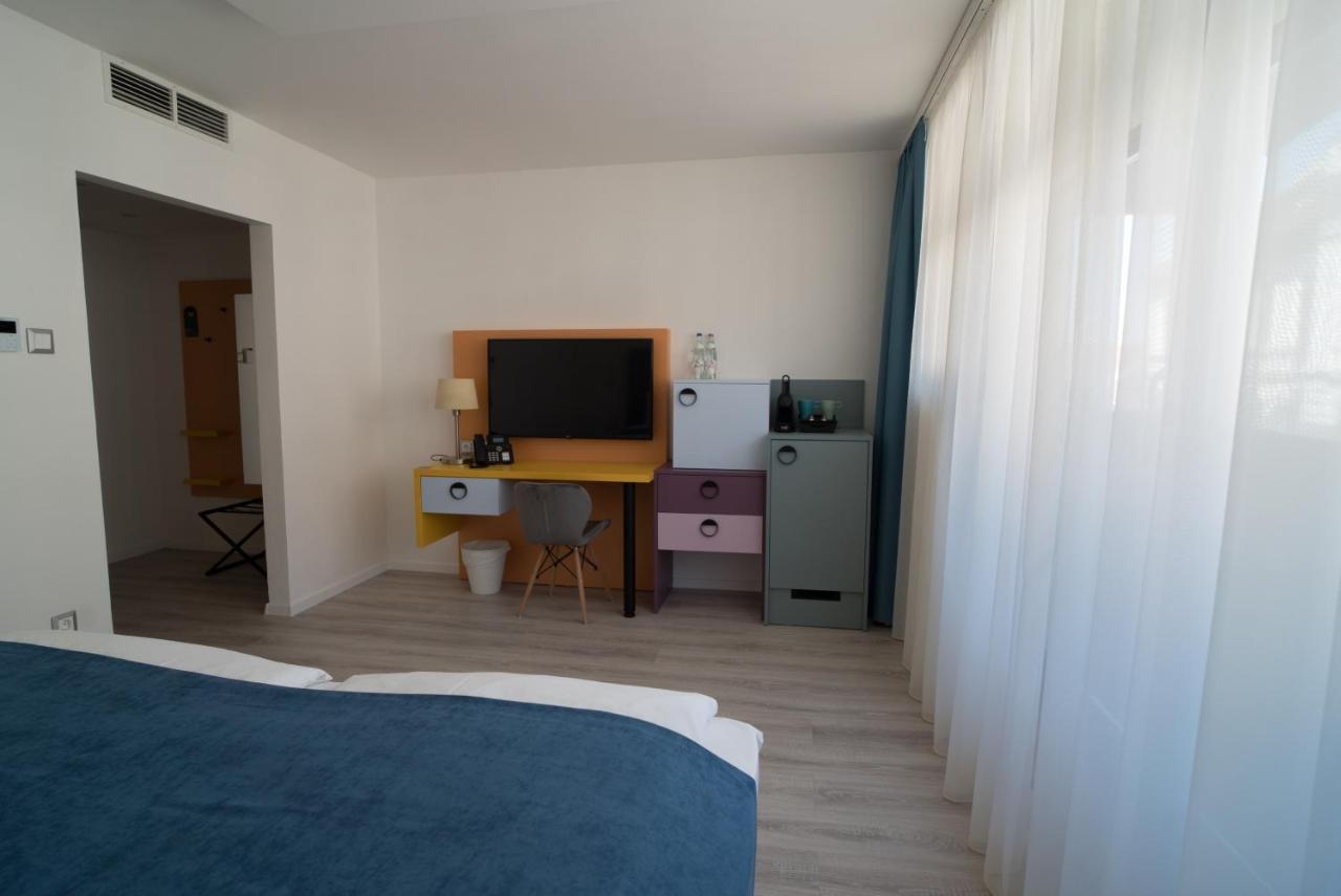 Hotel Civitas Sopron Exterior foto