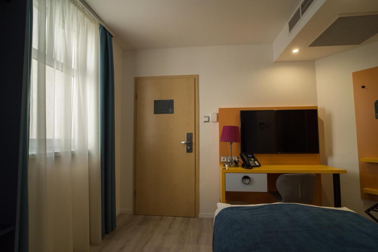 Hotel Civitas Sopron Exterior foto