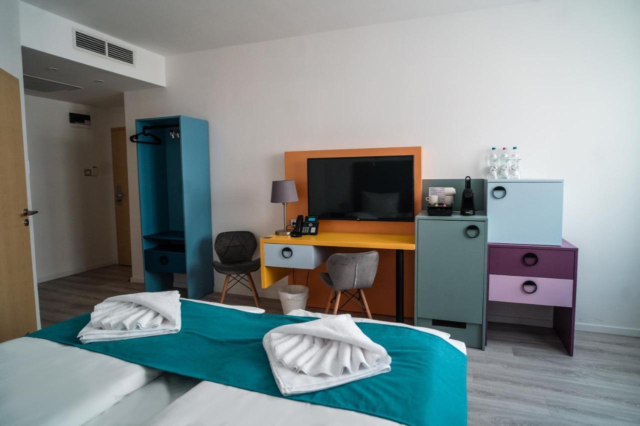 Hotel Civitas Sopron Exterior foto