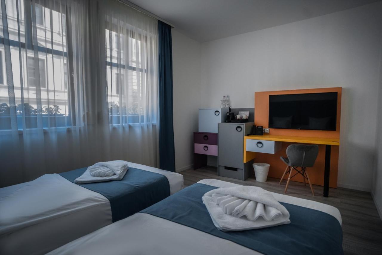 Hotel Civitas Sopron Exterior foto