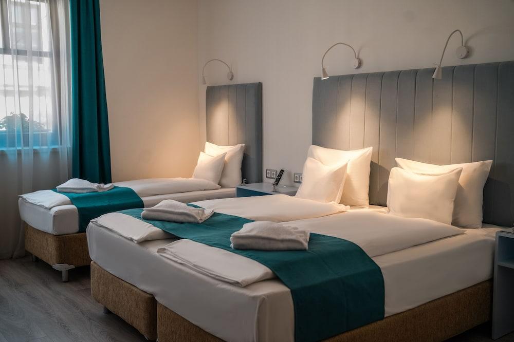 Hotel Civitas Sopron Exterior foto